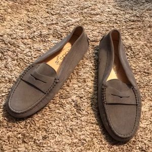 Tod’s Gommino suede loafers in gray